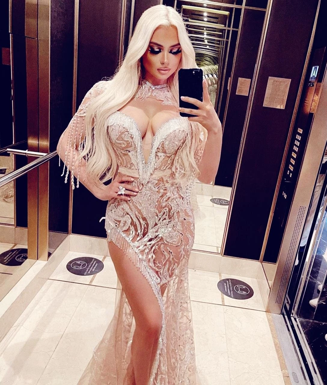 Sara – Lebanese escort in Beirut — 2 / 10