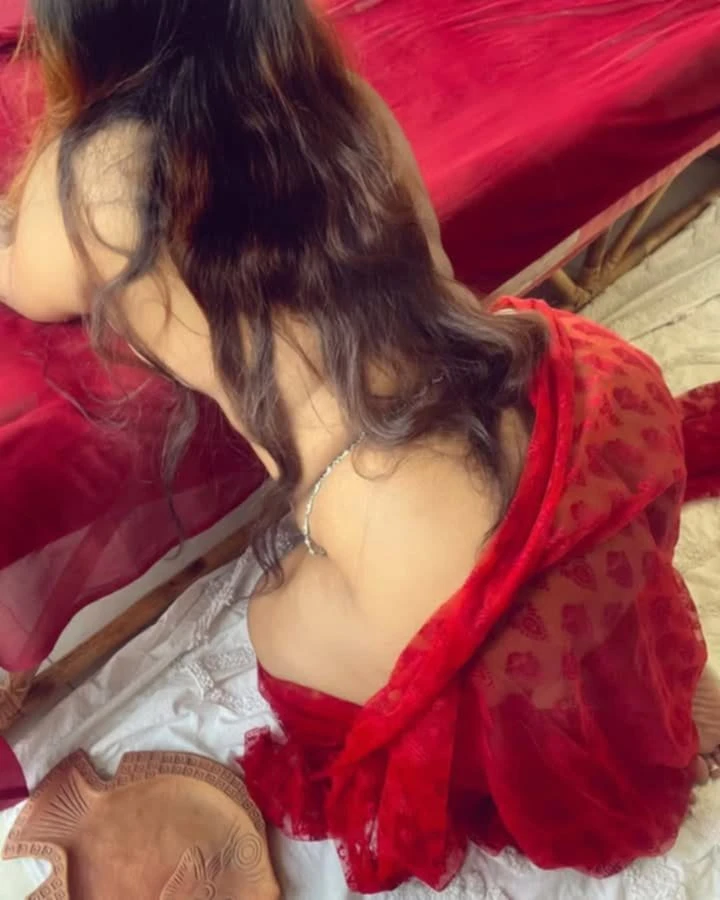 Maria – Pakistani escort in Karāchi — 3 / 7
