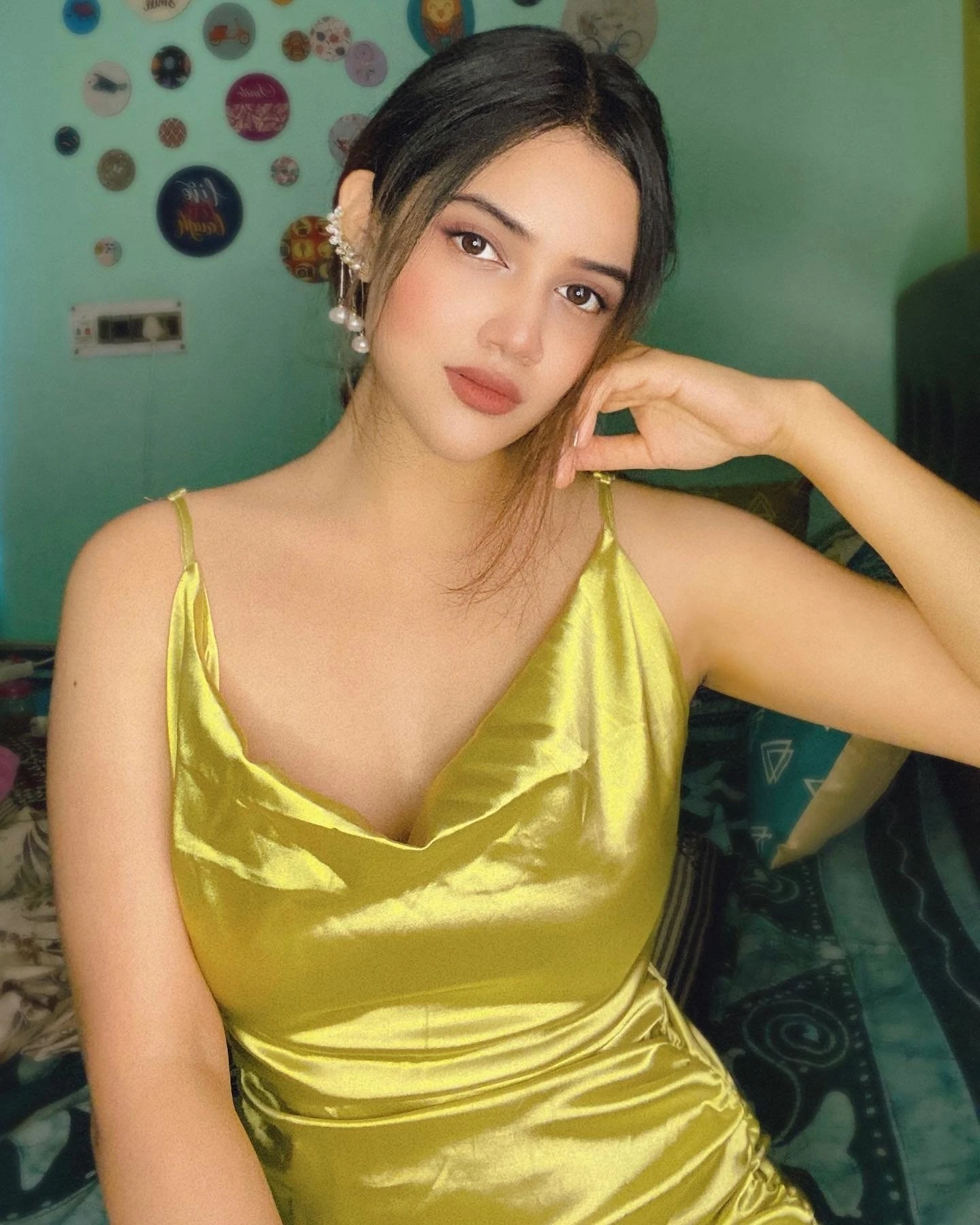 Himani Joshi Independent in Mumbai – Indian escort in Mumbai — 2 / 5