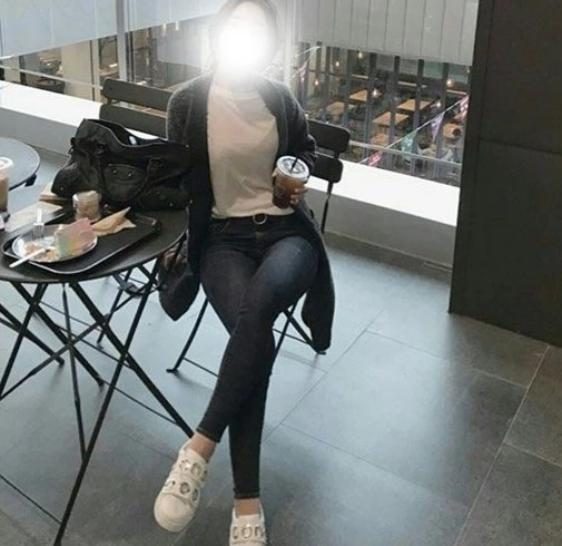 EUNJI (Independent) – South Korean escort in Seoul — 3 / 5