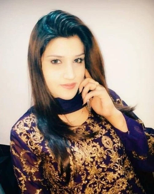 Aqsa Khan Call Girls – Pakistani escort in Lahore — 8 / 11