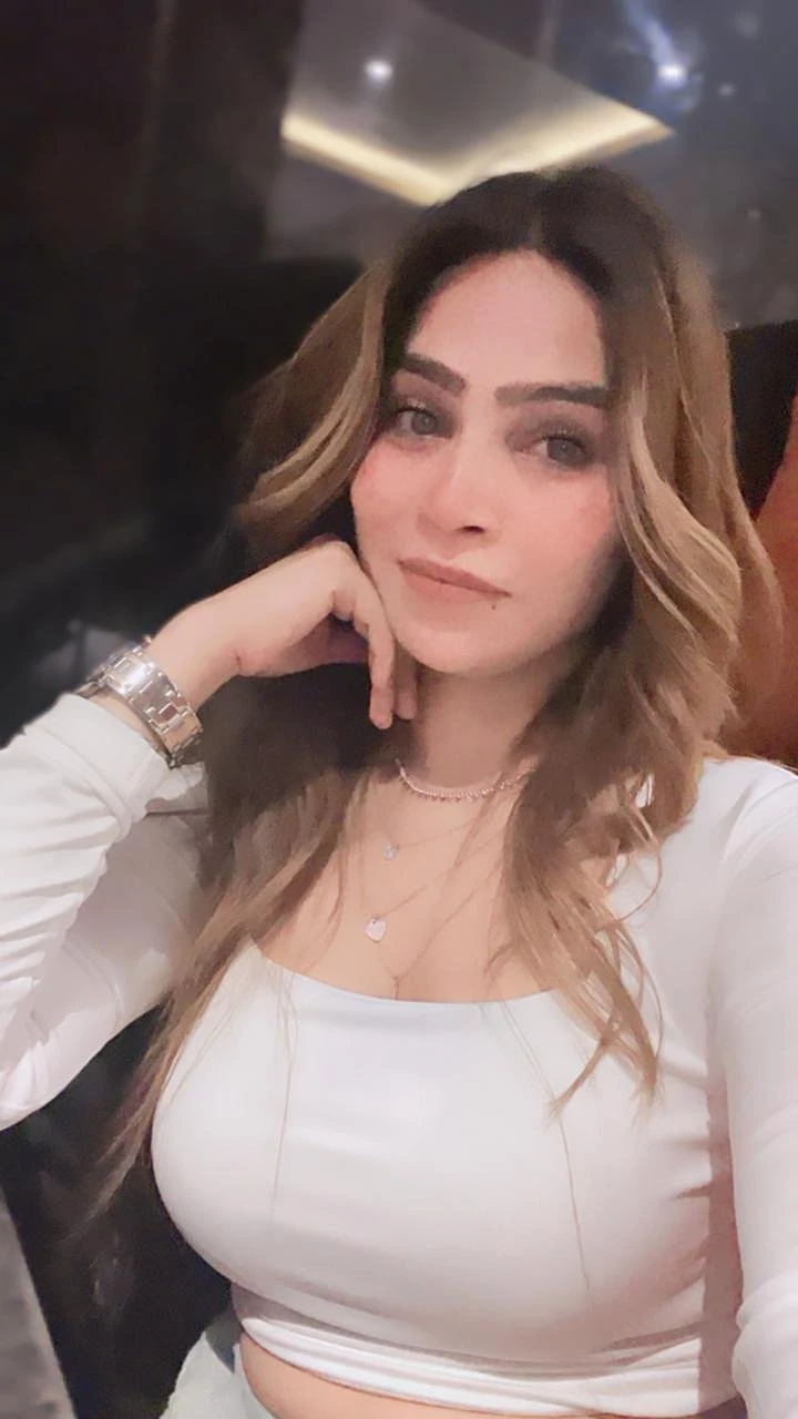 NIKITA NO BROKER DIRECT MEET CASH ONLY – escort in Surat — 2 / 6