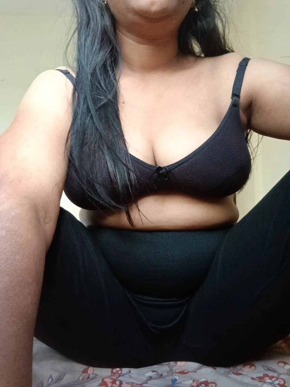 Kajal punekar – Indian escort in Pune — 6 / 8