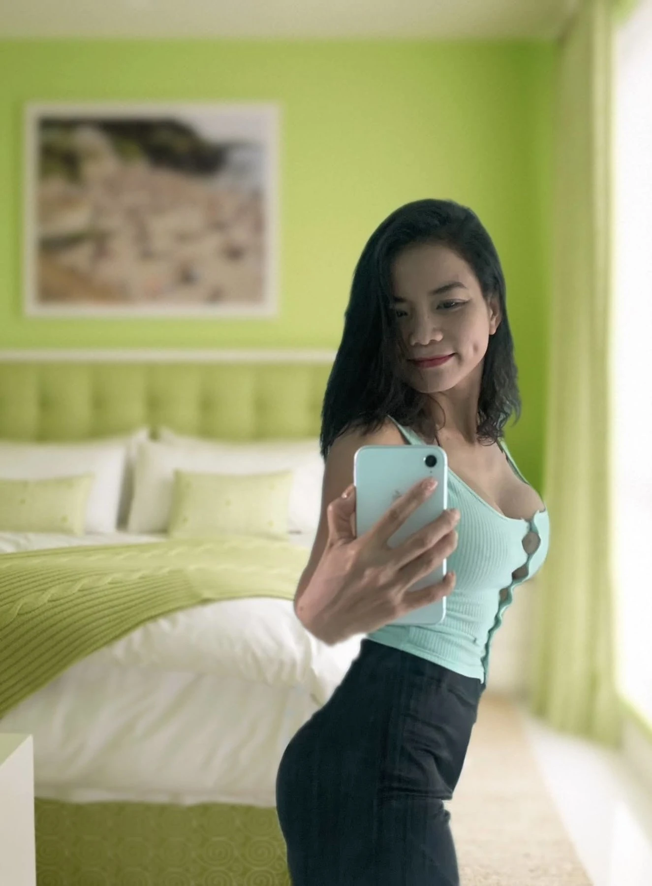 Mimi – Vietnamese escort in Ho Chi Minh City — 5 / 9