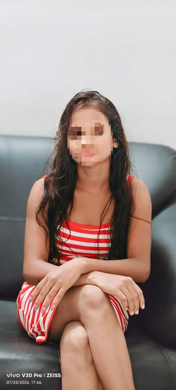 Sanjana Queen Available hyderabad – Indian escort in Hyderabad — 1 / 5