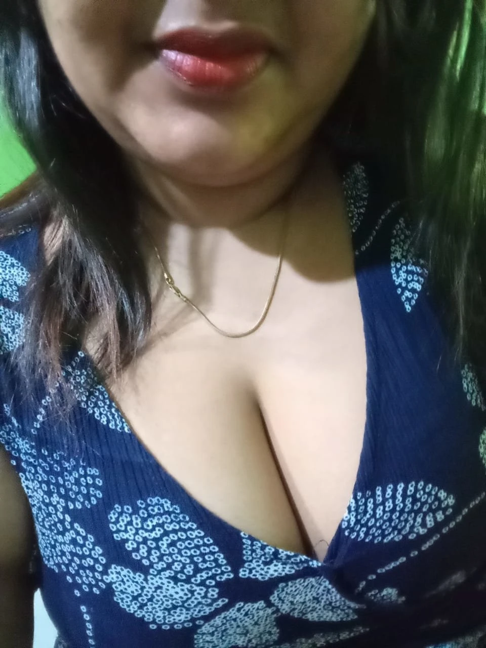 live Cam SHOW – Sri Lankan escort in Colombo — 11 / 19