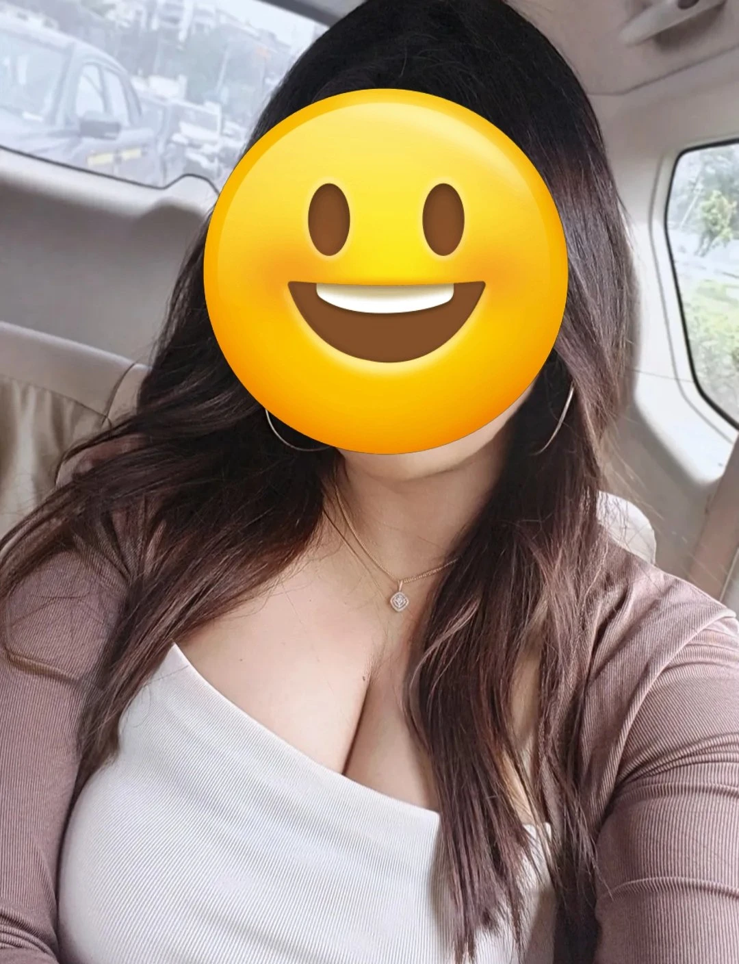 AZREEN here...REAL MEET and CAM SHOW – Indian escort in New Delhi — 7 / 8
