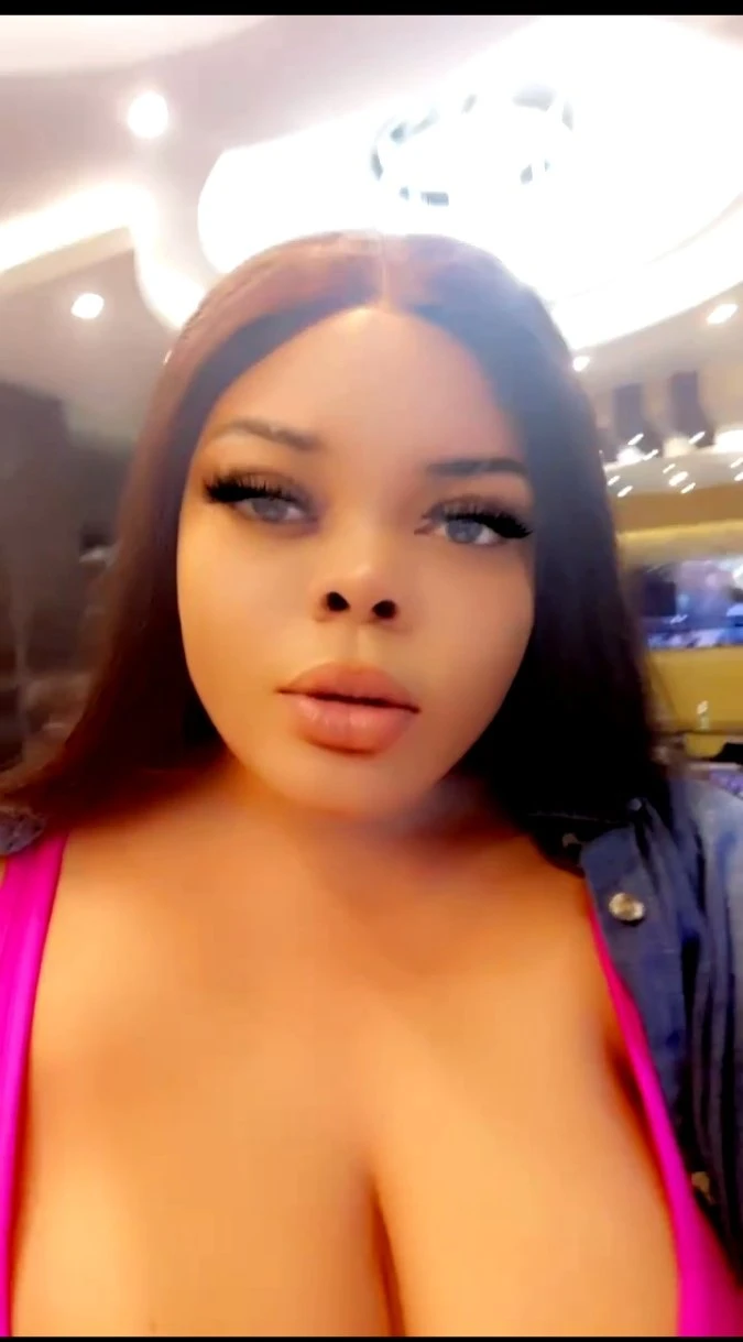 Kim – Zambian escort in Abidjan — 3 / 6