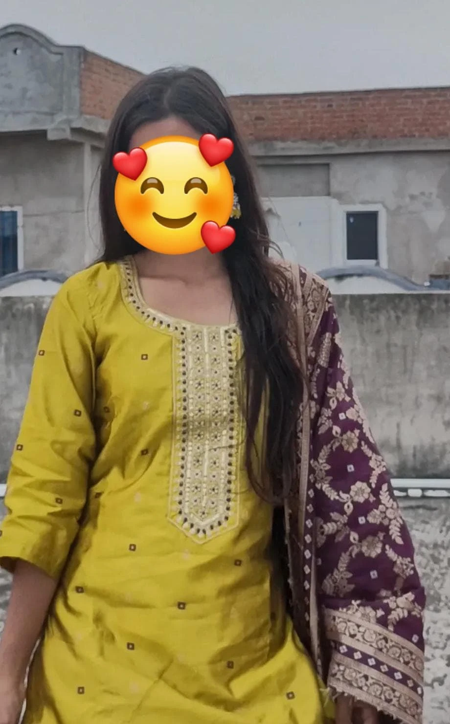 Escort cam & real escort – Indian escort in Hyderabad — 2 / 3