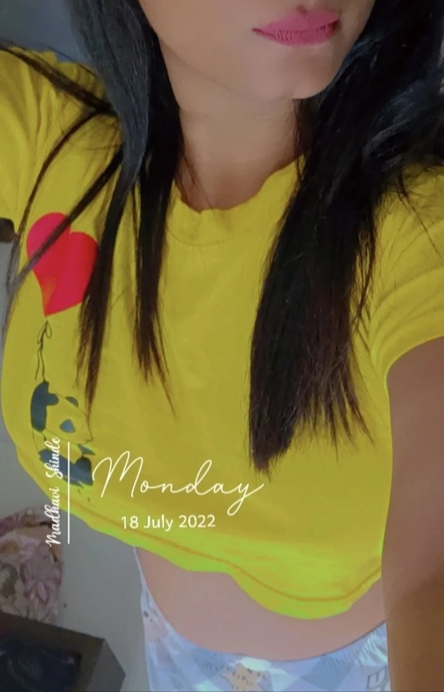 Sonali – Indian escort in Mumbai — 1 / 6