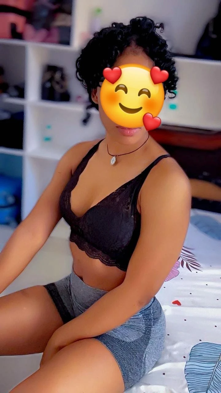 Bouncy lollipop booty Arielle – South African escort in Hyderabad — 3 / 7
