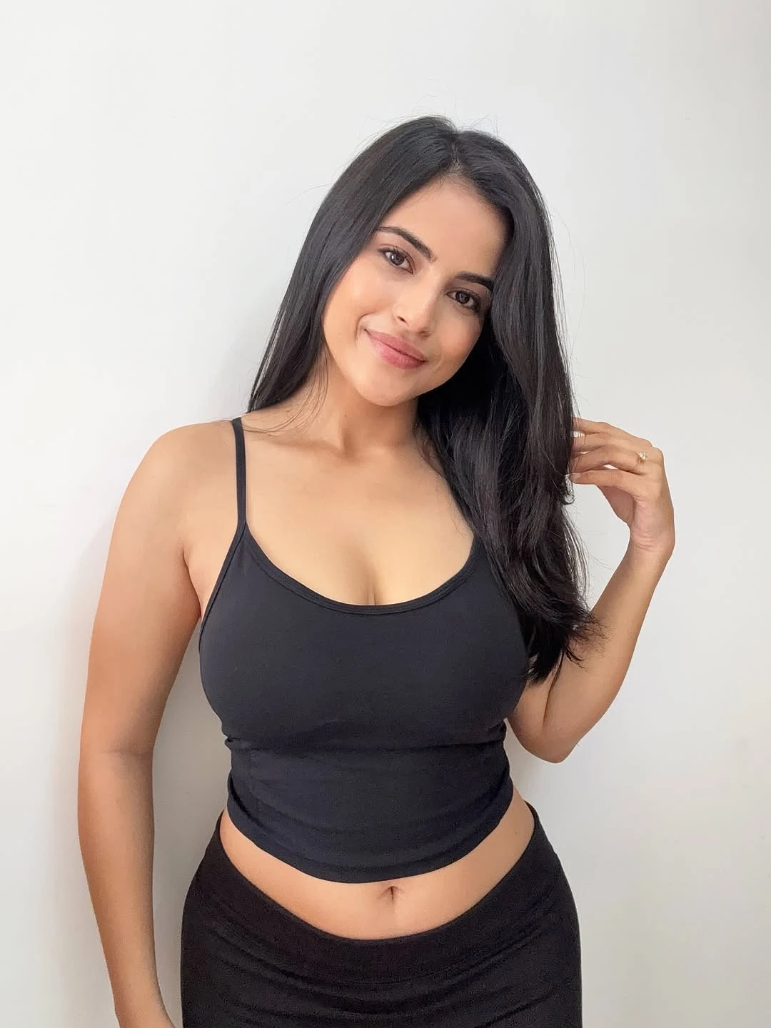 Shruti – Indian escort in Mumbai — 3 / 5