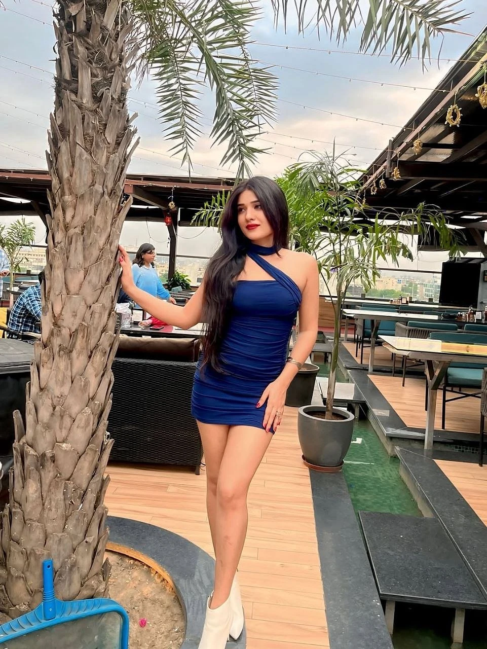 Minakshi Sharma – Indian escort in Kozhikode — 2 / 3
