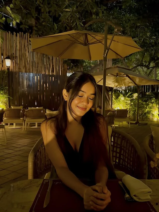 Aditi – Indian escort in Kochi — 3 / 4