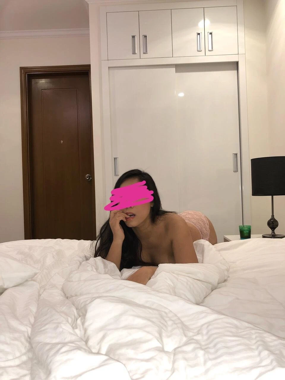 Miss Vy – Vietnamese escort in Ho Chi Minh City — 4 / 5