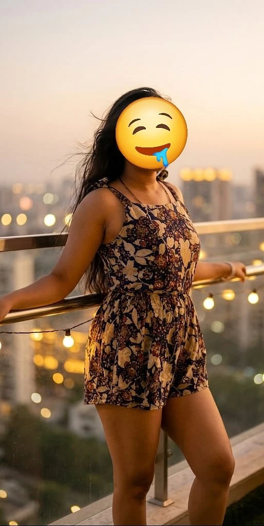 Shreya This Side – Indian escort in Noida — 3 / 6