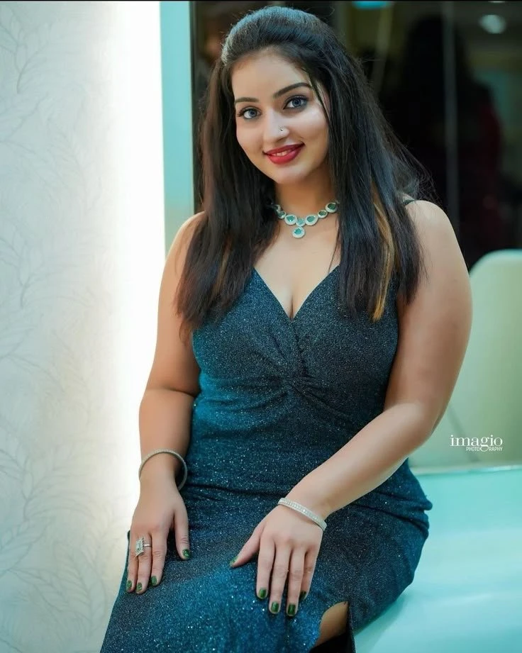 Riya – Indian escort in Kolkata — 1 / 3