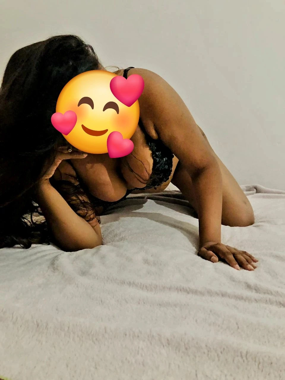 Anny and Jehn Couple All in on Cam – Sri Lankan escort in Colombo — 11 / 19