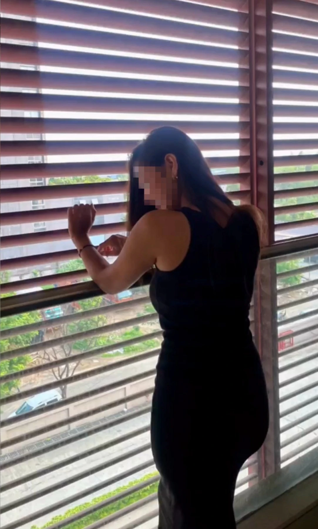 Kajol – Indian escort in Mumbai — 2 / 3
