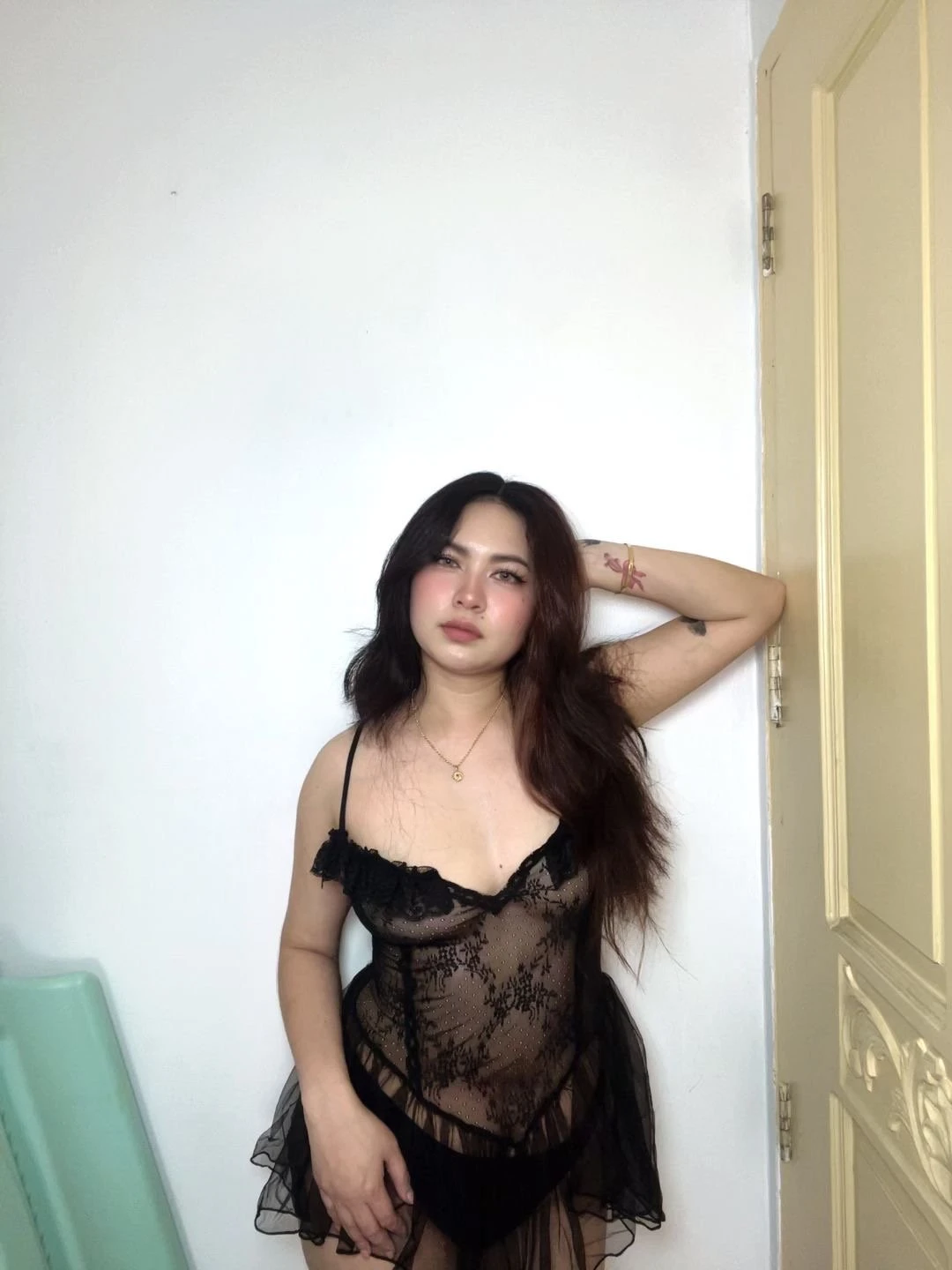 Russ fresh and young – South Korean escort in Mumbai — 5 / 12