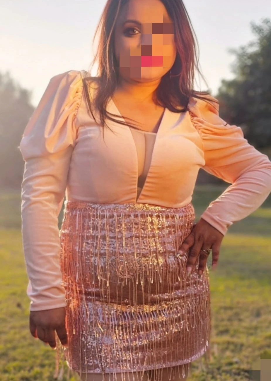Cam girl . – Indian escort in Visakhapatnam — 2 / 3