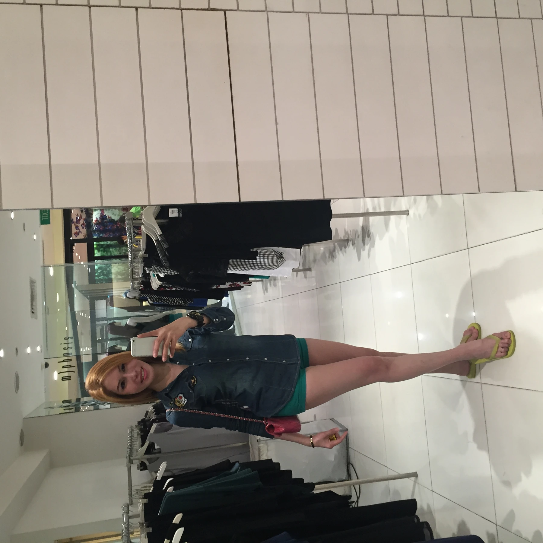 New Hot babe – Colombian escort in Macao — 3 / 5