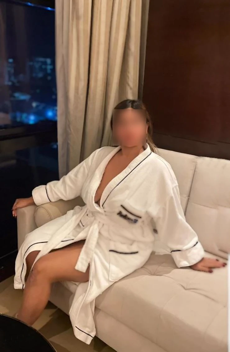 Pink -Day Time Meeting Available – Indian escort in New Delhi — 9 / 11
