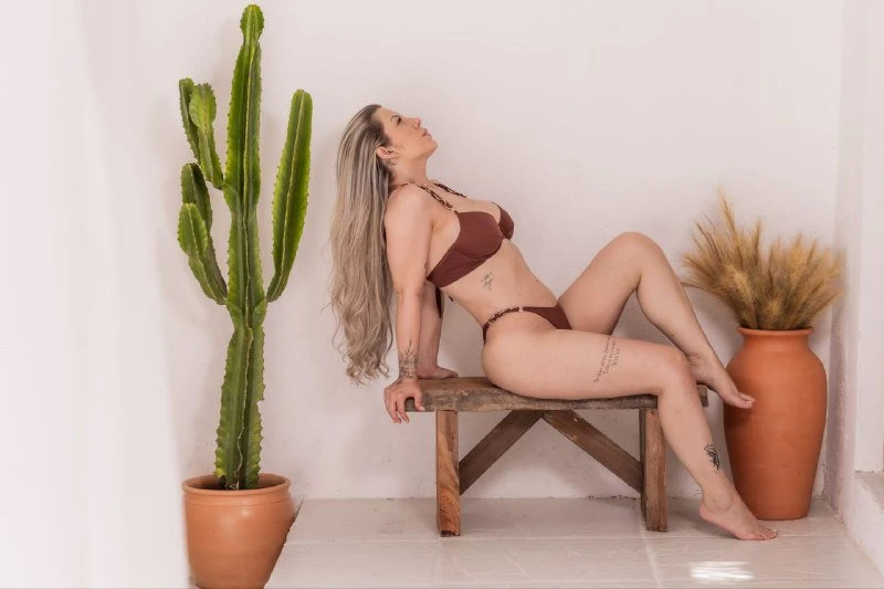 Huremm – escort in Mauritius — 4 / 9