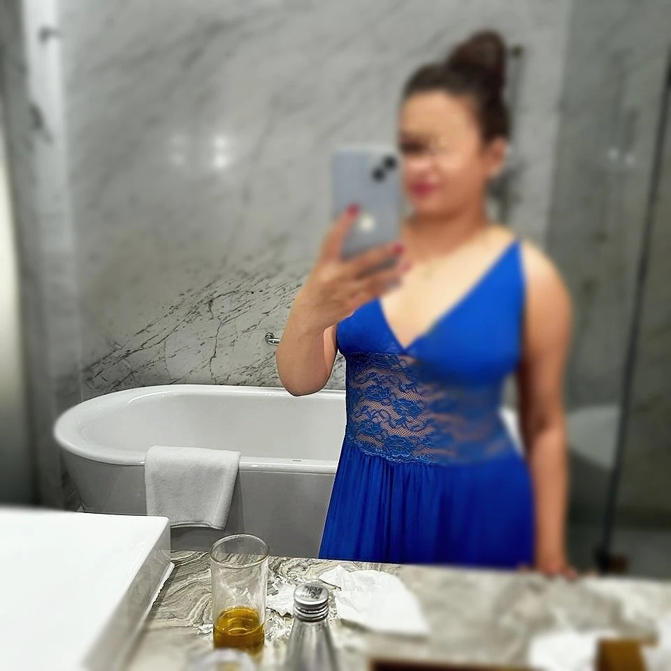 S Khan – Indian escort in Pune — 2 / 3
