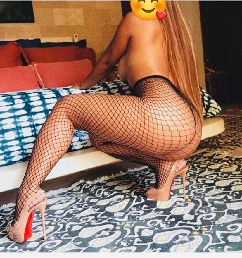 Chocolat Ébène – Gabonese escort in Casablanca — 2 / 3