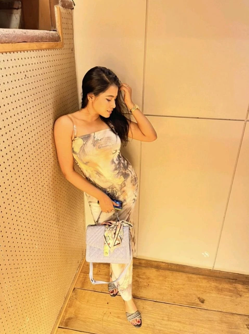 ꧁🧿It's Mohini 🦋 Come show & meet꧂, – Indian escort in Kolkata — 4 / 5