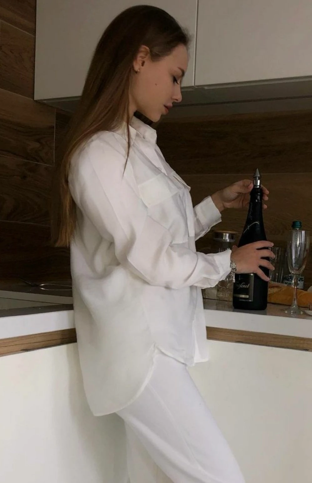 Sweat heart Bella – Belgian escort in Mumbai — 4 / 5