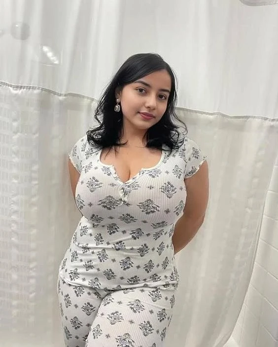 Miss Sanjana – Indian escort in Bangalore — 6 / 7