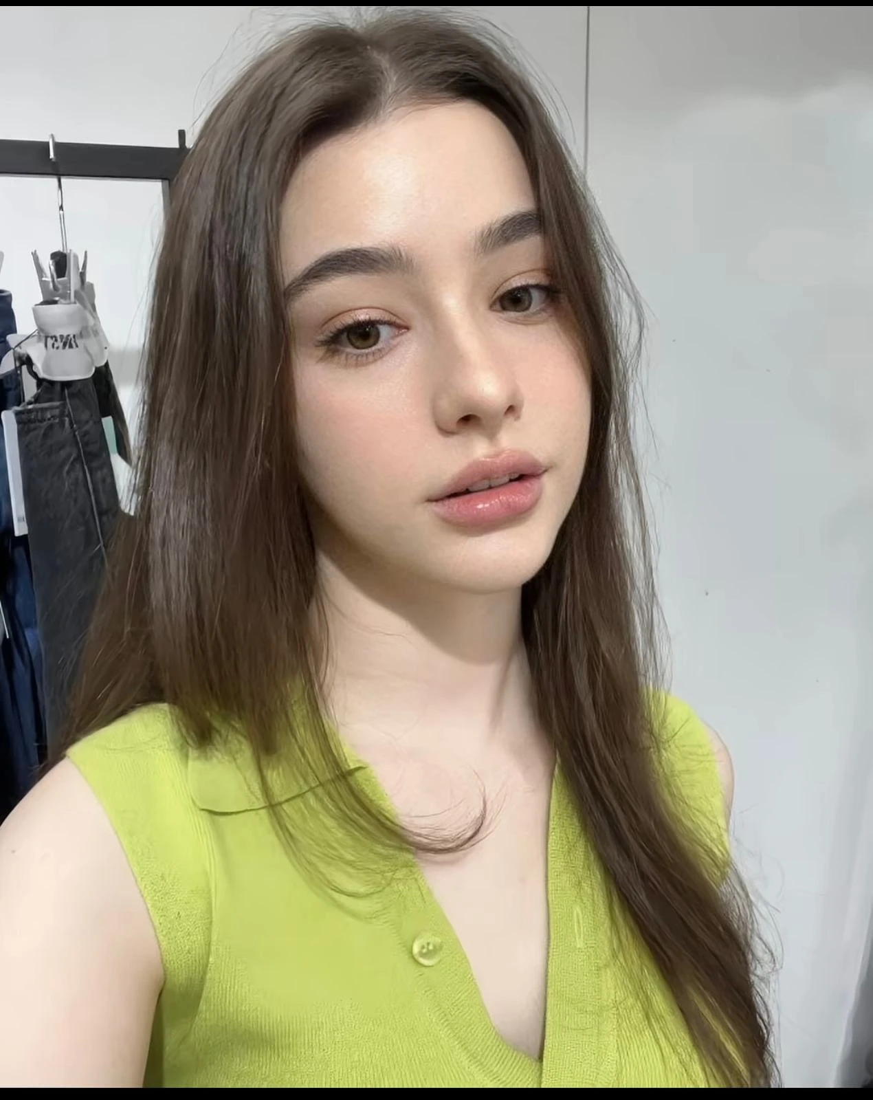 Natalya – Russian escort in Montenegro — 2 / 4