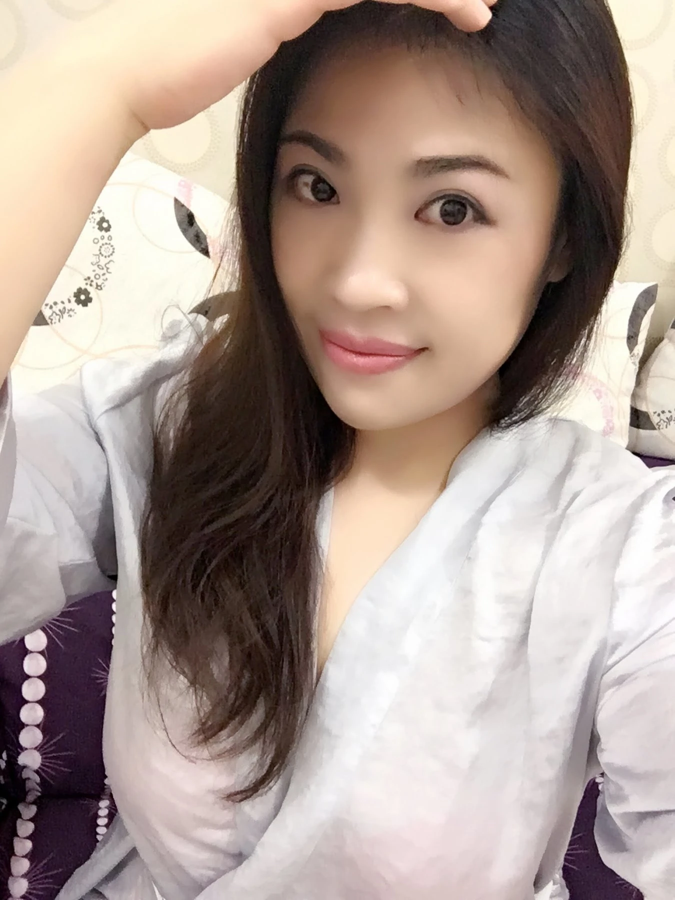 Tina From Korea – escort in Colombo — 2 / 7