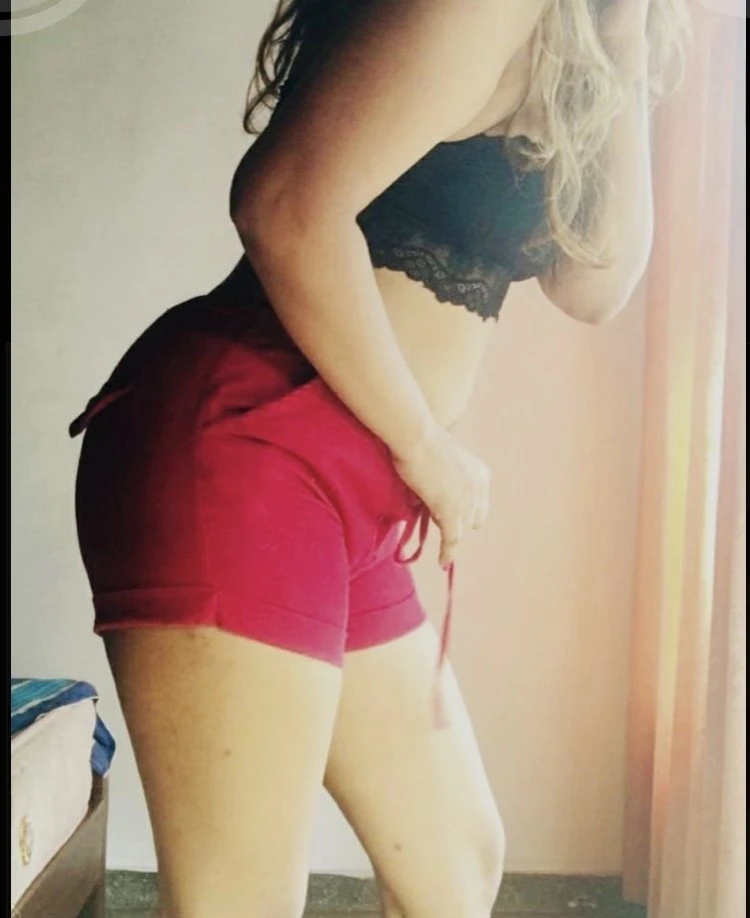 Peehu – Sri Lankan escort in Colombo — 5 / 17