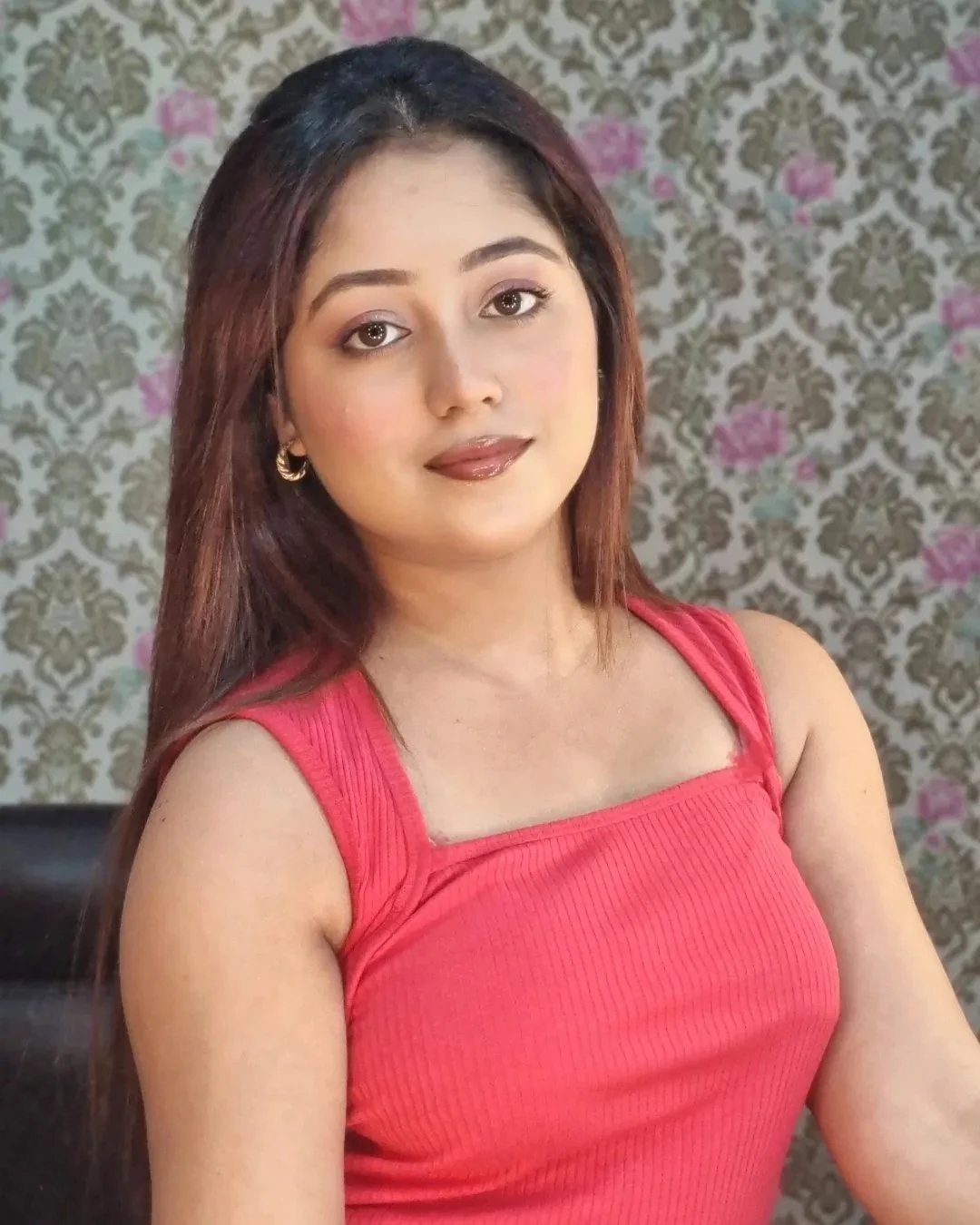 Cash Payment No Advance Home and Hotel I – Indian escort in Kolkata — 6 / 9