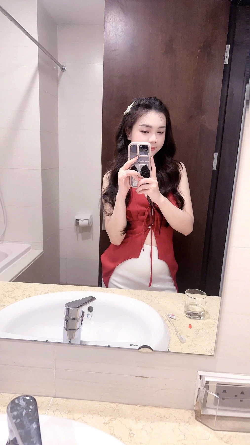 Linda – North Korean escort in Budva — 4 / 7