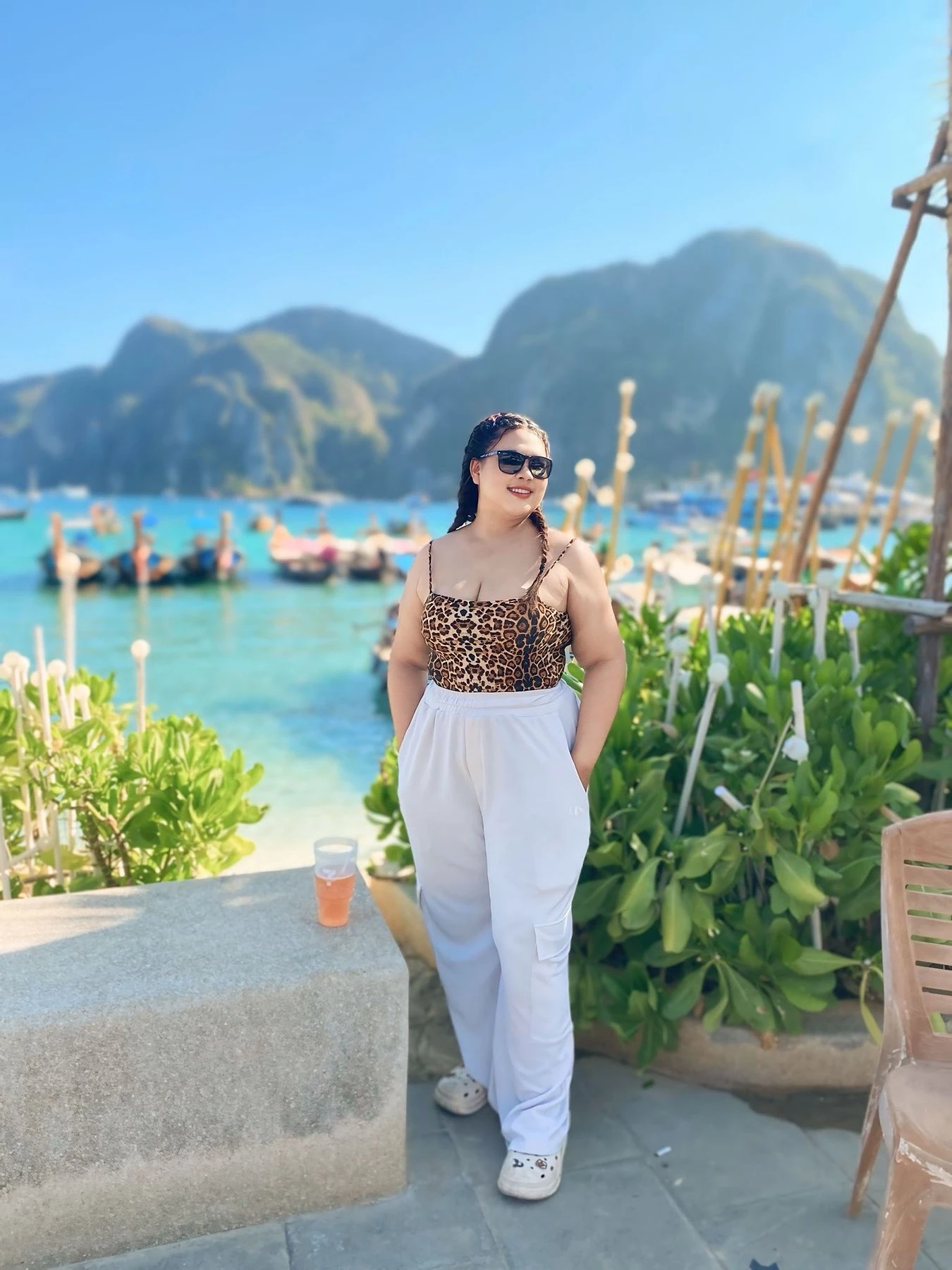 Gift – Thai adult performer in Thane — 5 / 7