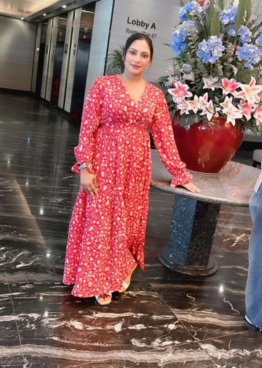 Neha – Indian escort in Dehradun, Uttarakhand — 4 / 5