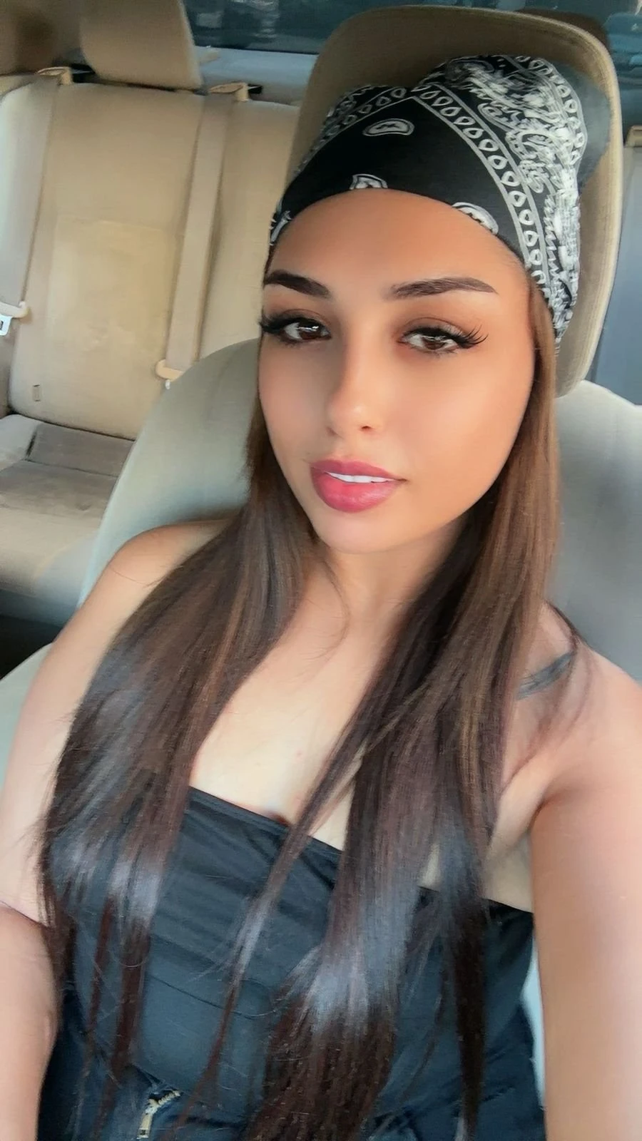Sandra – Lebanese escort in Beirut — 7 / 8