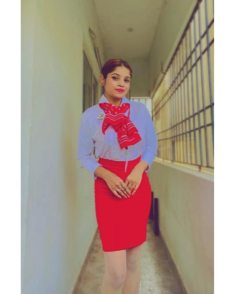 The Most Beautiful Airhostess I'm Nisha – Indian escort in Hyderabad — 4 / 6