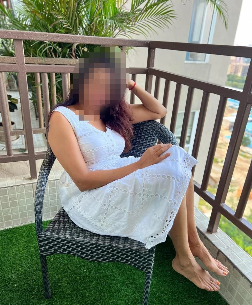 (Independent) Sexy Corporate Girl – escort in Kolkata — 5 / 9