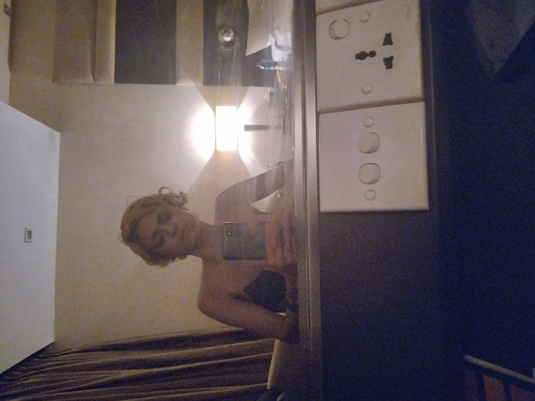 Lucretiuz Leon – Israeli escort in Colombo — 8 / 10