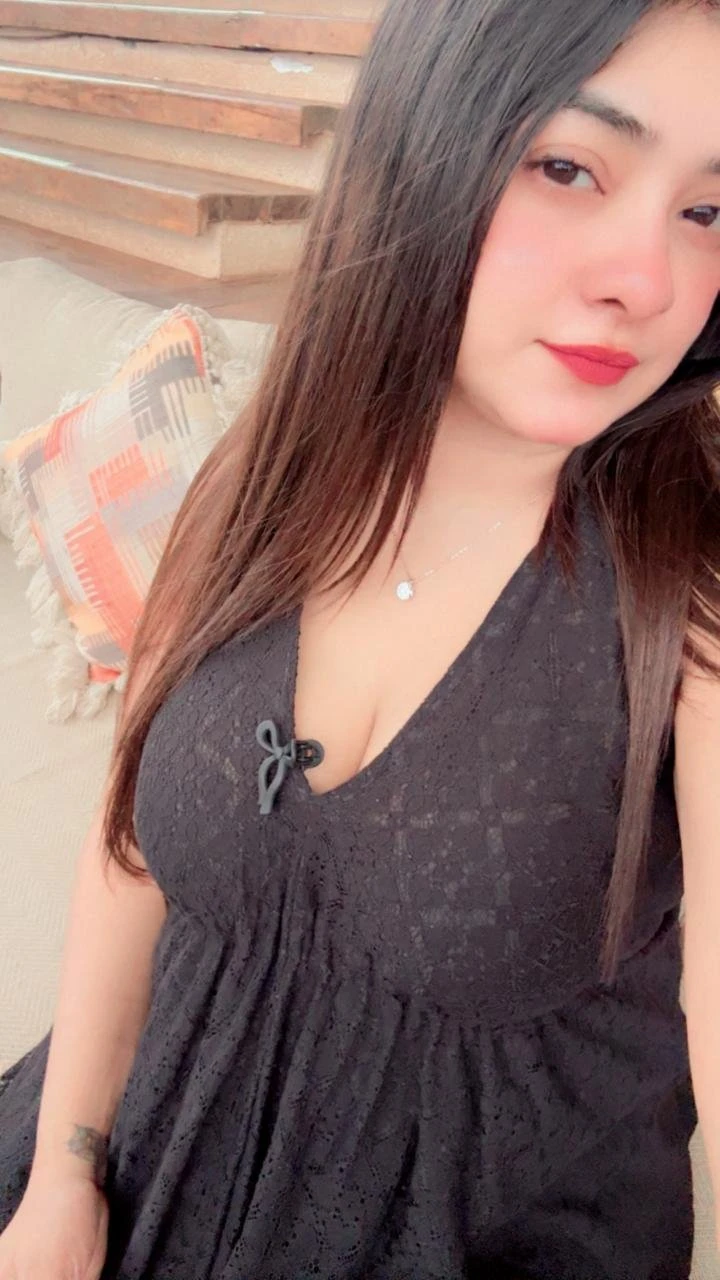 Nishu real meet incall – Indian escort in Ahmedabad — 12 / 28