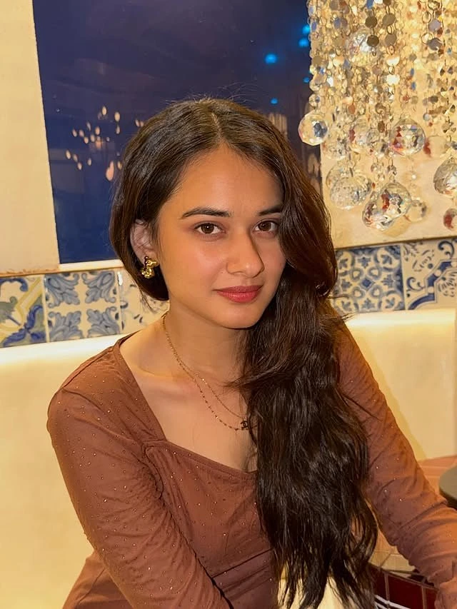 Sandhya – Indian escort in Kochi — 2 / 5