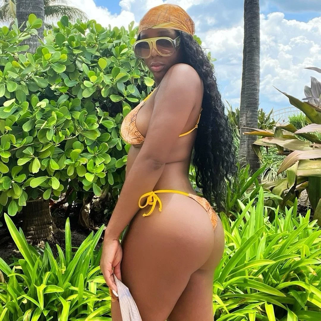Nadia – Angolan escort in New Delhi — 5 / 7