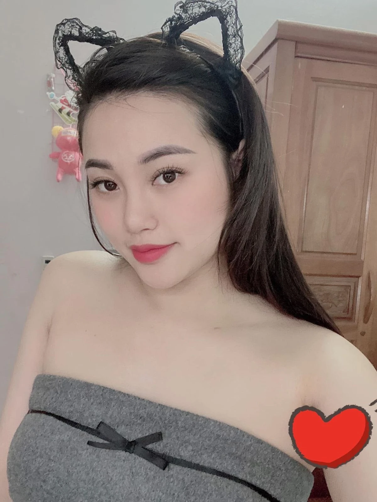 Sophia – Vietnamese masseuse in Ahmedabad — 2 / 4