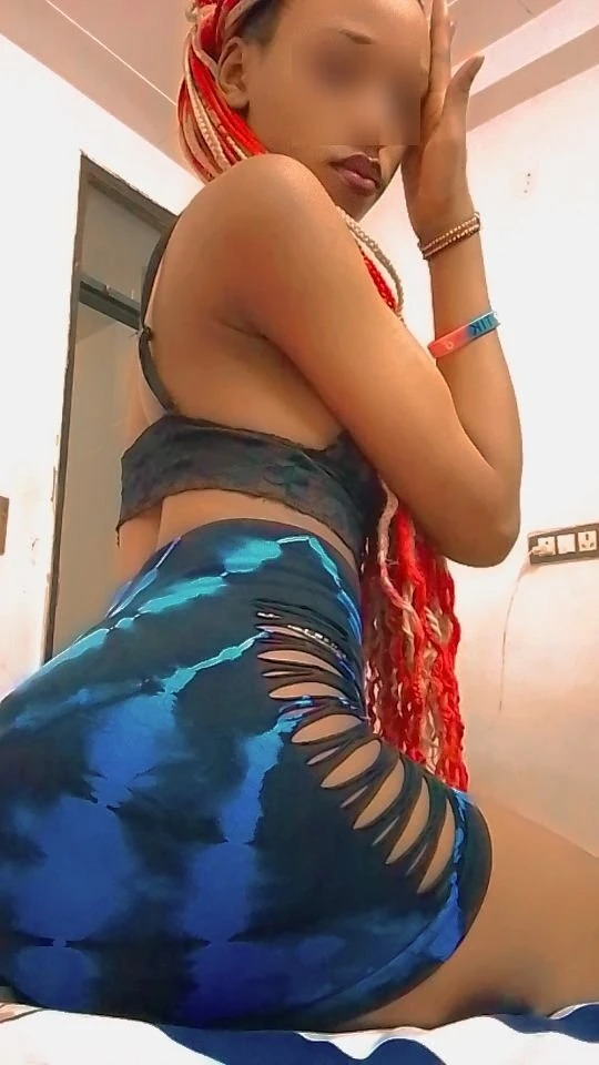 Tall & Petite African Beauty joy! – Tanzanian escort in New Delhi — 2 / 6