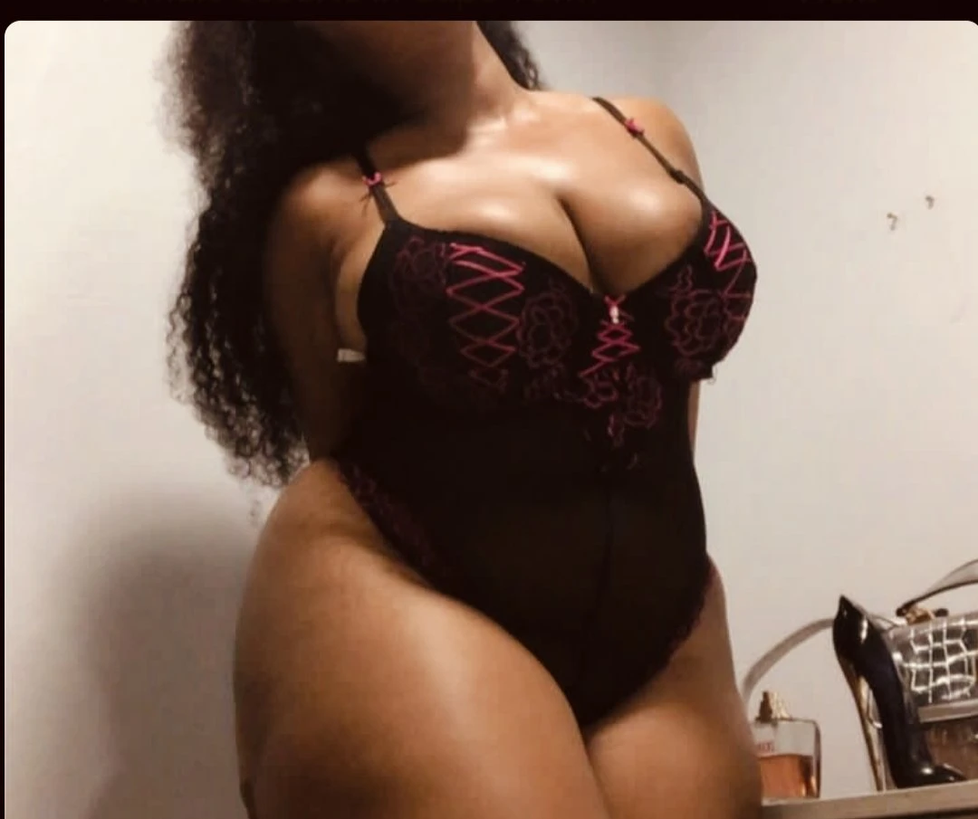 Lynn best ebony in town – Burundian escort in New Delhi — 1 / 6